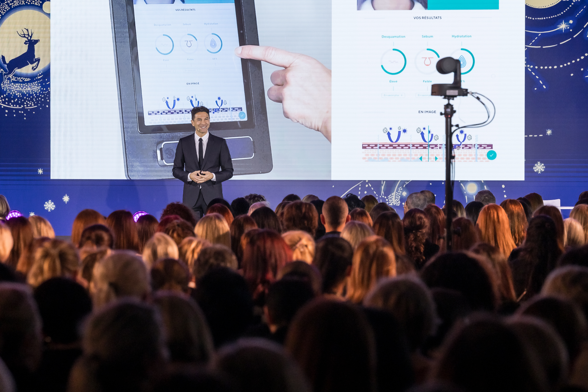 Gabriele Betti presenting the IOMA Paris skin diagnostic